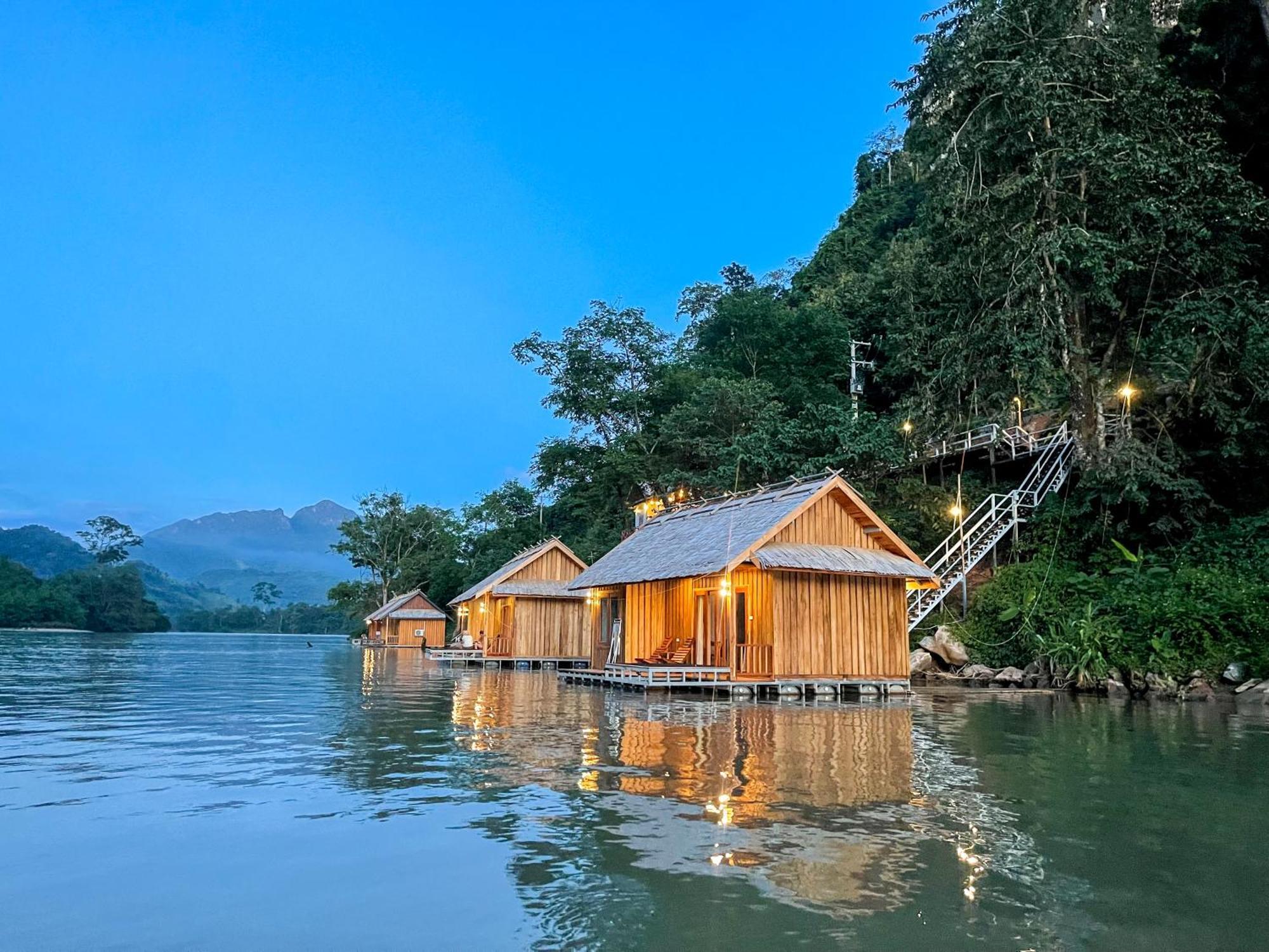 Hotel Nongkhiaw The Float House Exteriér fotografie