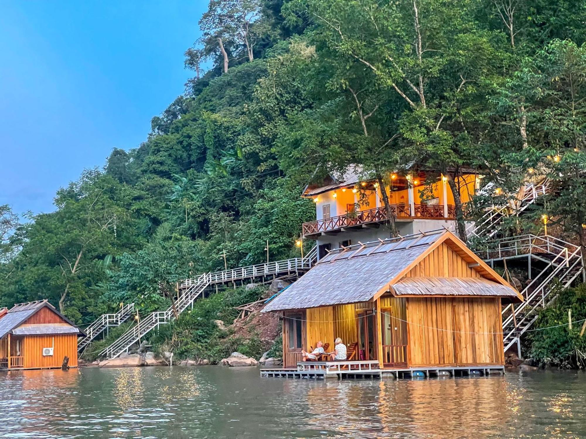 Hotel Nongkhiaw The Float House Exteriér fotografie