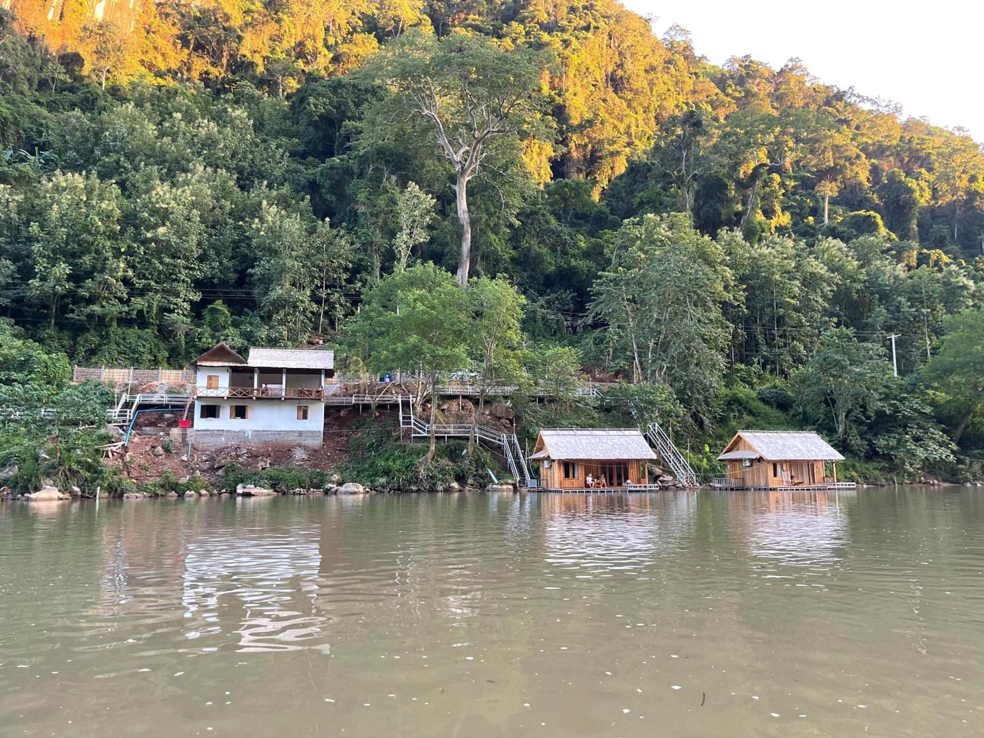 Hotel Nongkhiaw The Float House Exteriér fotografie