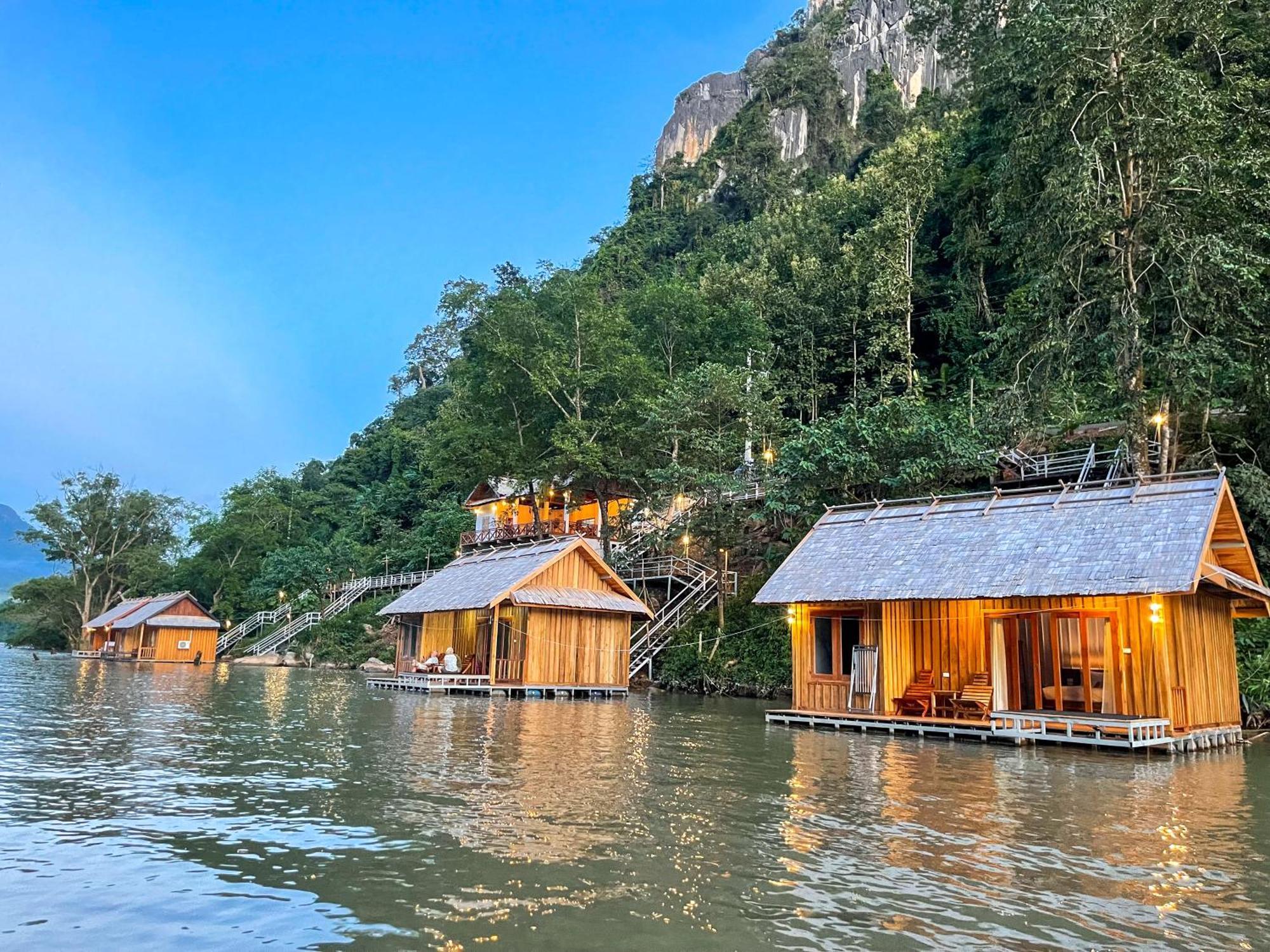 Hotel Nongkhiaw The Float House Exteriér fotografie