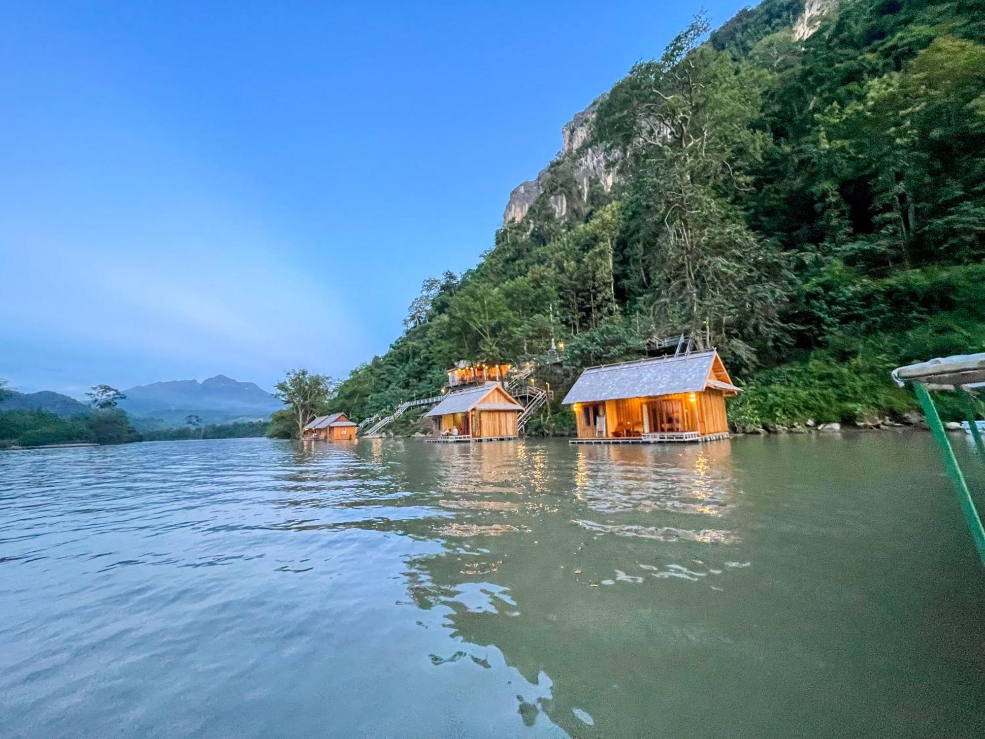 Hotel Nongkhiaw The Float House Exteriér fotografie