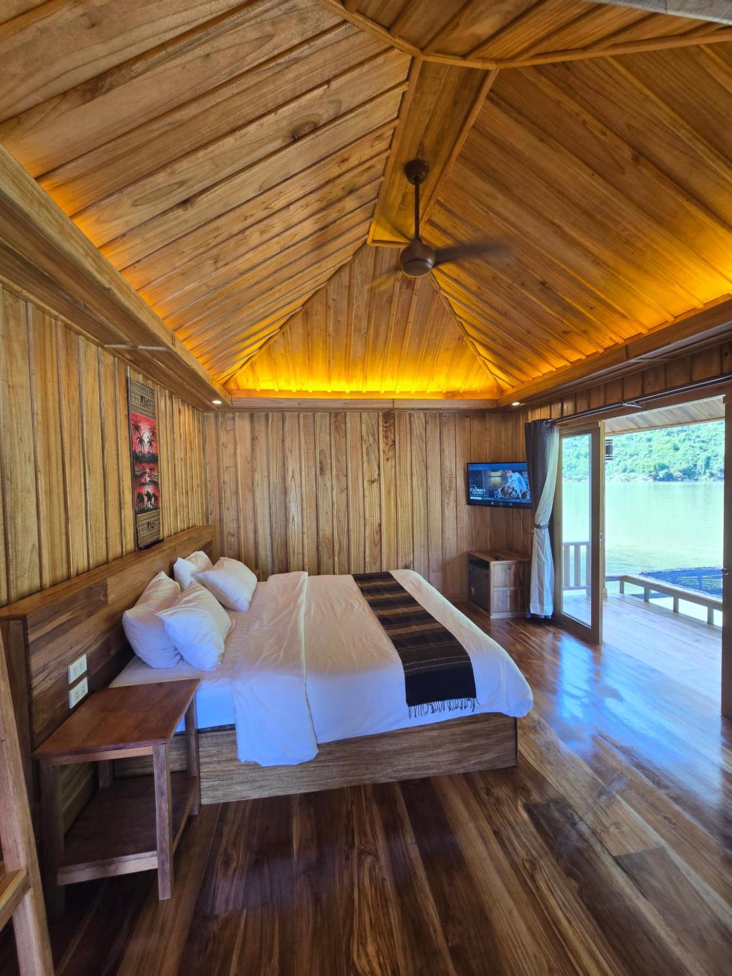 Hotel Nongkhiaw The Float House Exteriér fotografie
